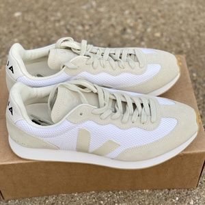 Veja Rio Branco Sneaker Men’s Size US 9